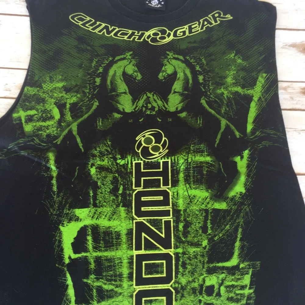 Clinch Gear “Hendo” T-Shirt - Picture 2 of 4